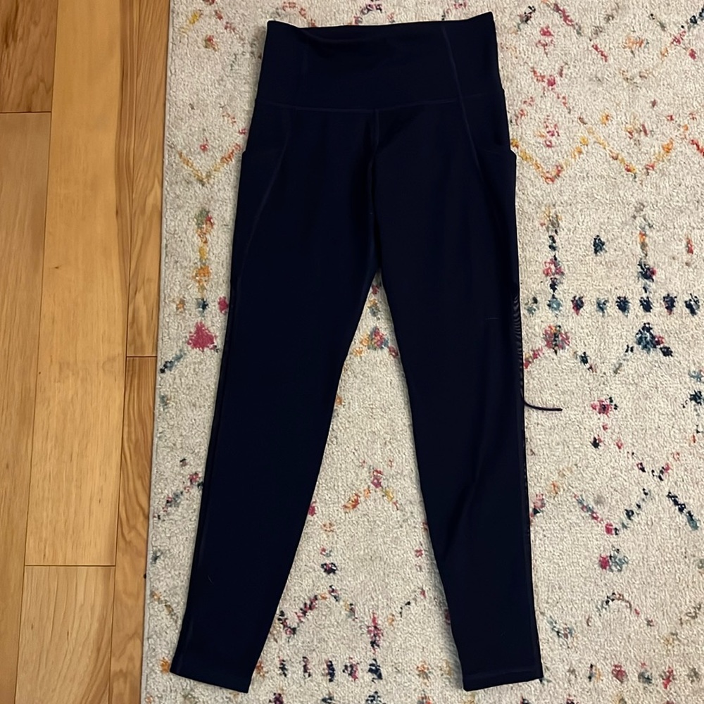 Navy blue leggings